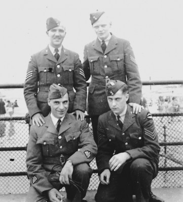 Ted (lower left) with three RCAF friends, Whimpy, Blondie, and Mort, taken at New Brighton, on their ﬁrst weekend in Lancashire